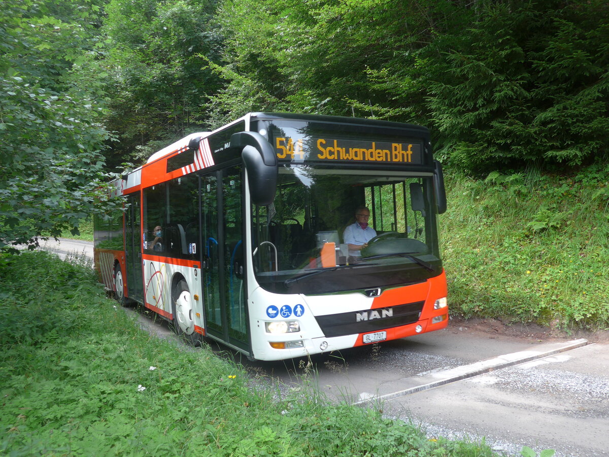(226'768) - AS Engi - Nr. 7/GL 7707 - MAN am 25. Juli 2021 in Schwanden, Notumfahrung
