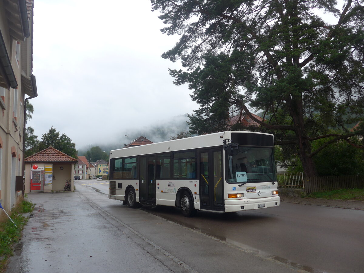 (226'851) - Taxicab, Neuch�tel - NE 114'020 - Irisbus am 1. August 2021 beim Bahnhof Buttes (Einsatz transN)