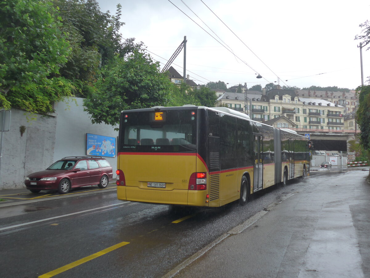 (226'934) - PostAuto Bern - Nr. 665/NE 165'366 - MAN (ex BE 656'302 - MAN am 1. August 2021 in Neuch�tel, Avenue de la Gare (Einsatz CarPostal)