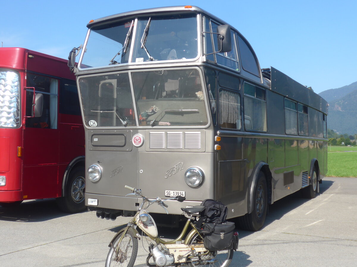 (227'378) - Schneider, Schmerikon - SG 13'934 - FBW/T�scher Hochlenker (ex Basler, Hofstetten; ex VBZ Z�rich Nr. 244) am 21. August 2021 in Interlaken, Flugplatz