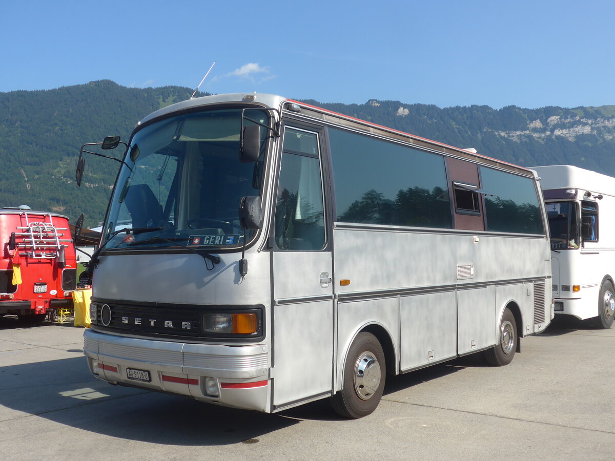 (227'415) - Leutwyler, D�rren�sch - AG 9118 U - Setra (ex Zihlmann, Z�rich) am 21. August 2021 in Interlaken, Flugplatz