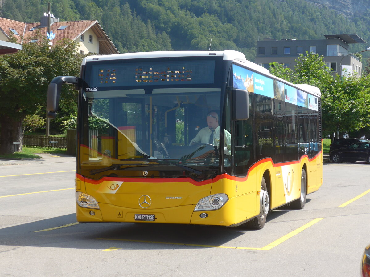 (227'453) - Fl�ck, Brienz - Nr. 23/BE 868'723 - Mercedes am 21. August 2021 in Meiringen, Postautostation