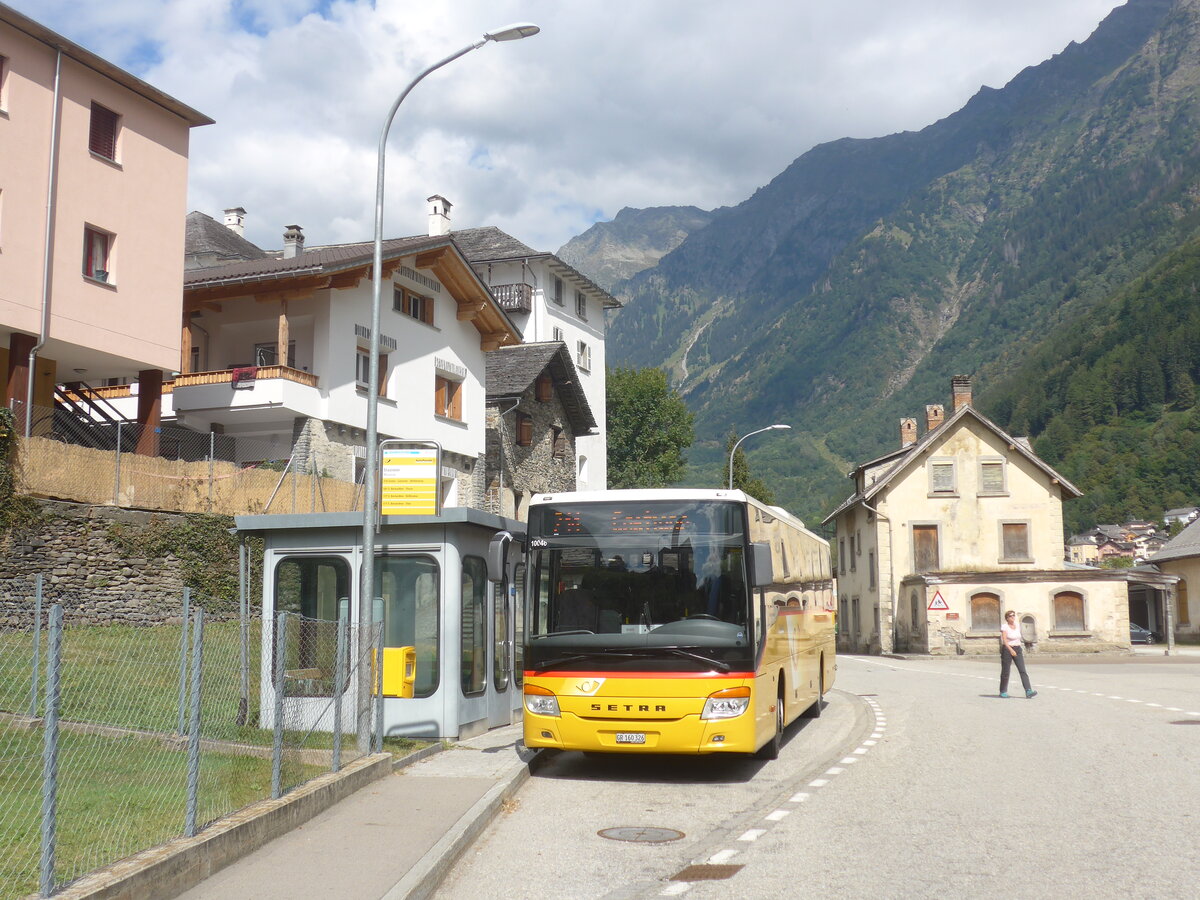 (227'951) - PostAuto Graub�nden - FR 160'326 - Setra (ex AutoPostale Ticino) am 11. September 2021 in Mesocco, Stazione