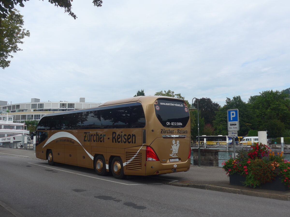 (228'030) - Z�rcher, St�fa - ZH 60'301 - Neoplan am 14. September 2021 bei der Schiffl�ndte Thun