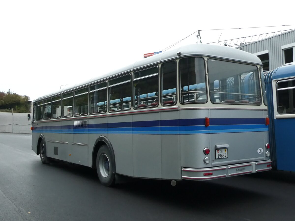 (228'368) - Borer, Neuhausen - SH 19'684 - Saurer/T�scher (ex Sch�ttler, D-K�ln; ex Braun, D-M�nster; ex Schmid, Hemishofen; ex Br�tsch, B�ttenhard; ex ASS Schleitheim Nr. 8) am 26. September 2021 in Schaffhausen, Busdepot VBSH