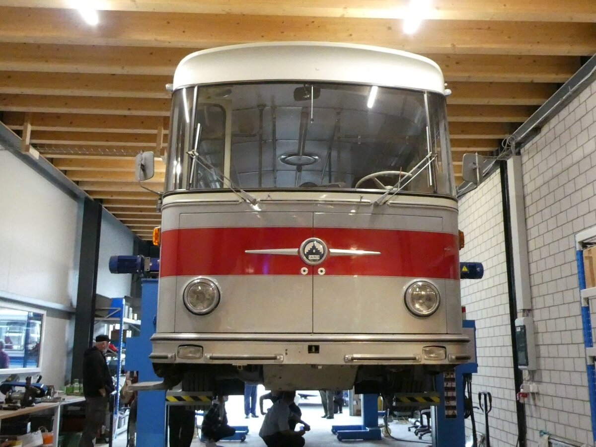 (228'436) - Borer, Neuhausen - Nr. 7 - Saurer/T�scher (ex Heiniger, B�tzberg; ex ASS Schleitheim Nr. 22; ex ASS Schleitheim Nr. 7) am 26. September 2021 in Hallau, Dickistrasse