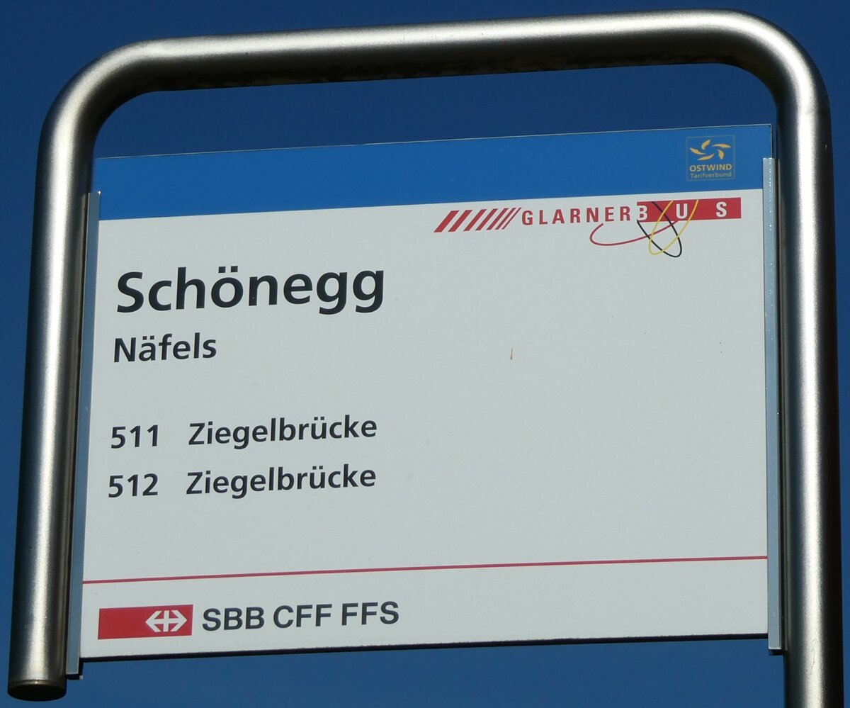 (228'568) - GLARNER BUS/SBB CFF FFS-Haltestellenschild - N�fels, Sch�negg - am 2. Oktober 2021