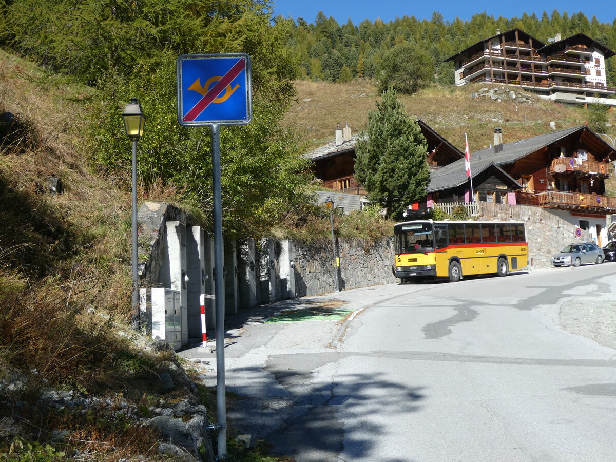 (228'777) - Oser, B�rchen - VS 93'575 - NAW/Lauber (ex Epiney, Ayer) am 10. Oktober 2021 in Arolla, Post