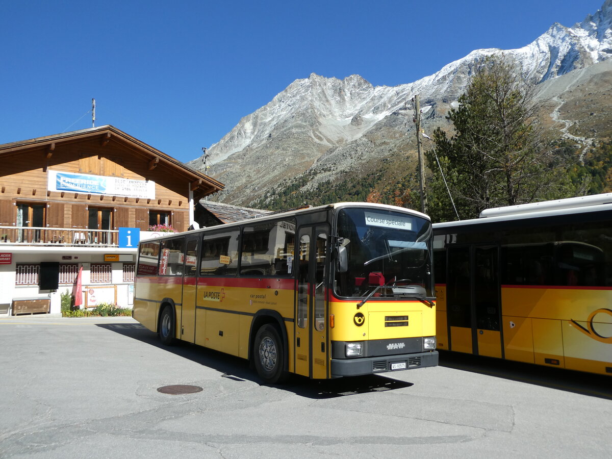 (228'794) - Oser, B�rchen - VS 93'575 - NAW/Lauber (ex Epiney, Aver) am 10. Oktober 2021 in Arolla, Post