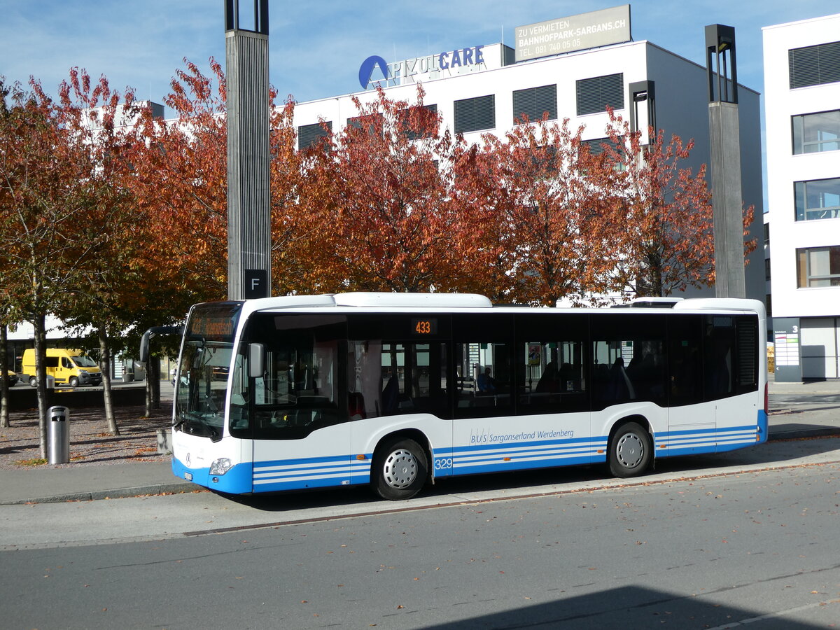 (229'489) - BSW Sargans - Nr. 329/SG 297'508 - Mercedes am 20. Oktober 2021 beim Bahnhof Sargans