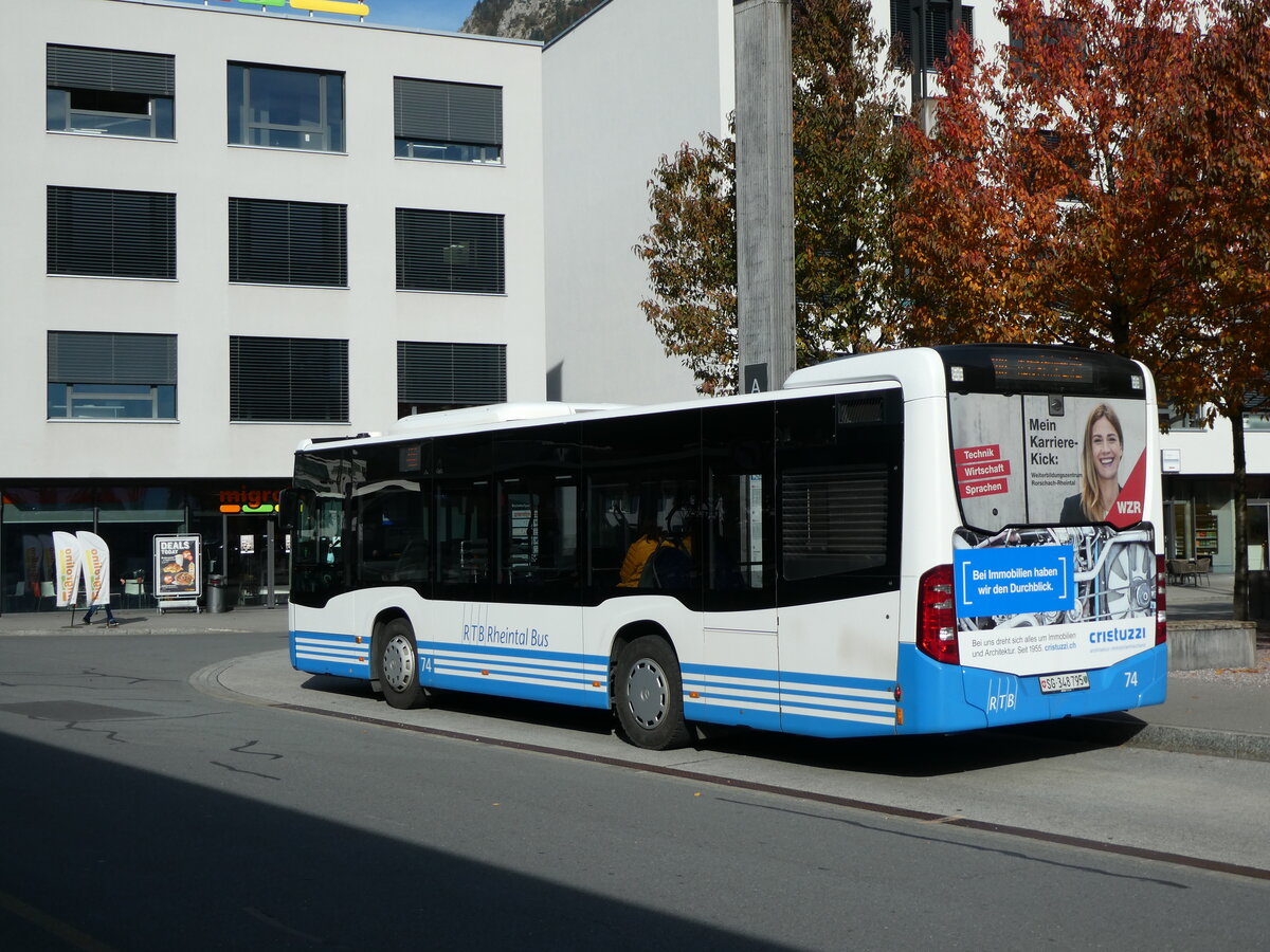 (229'492) - RTB Altst�tten - Nr. 74/SG 348'795 - Mercedes am 20. Oktober 2021 beim Bahnhof Sargans