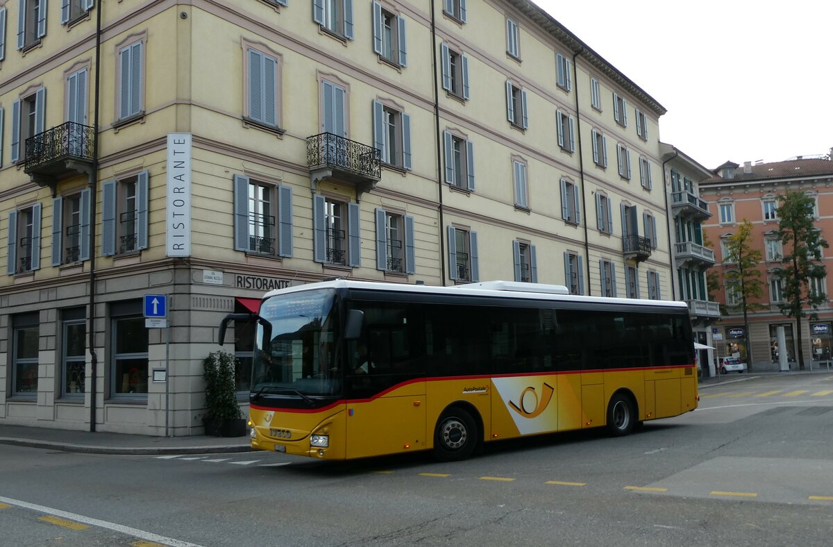 (230'355) - AutoPostale Ticino - TI 215'200 - Iveco (ex Vorf�hrfahrzeug) am 10. November 2021 in Lugano, Centro