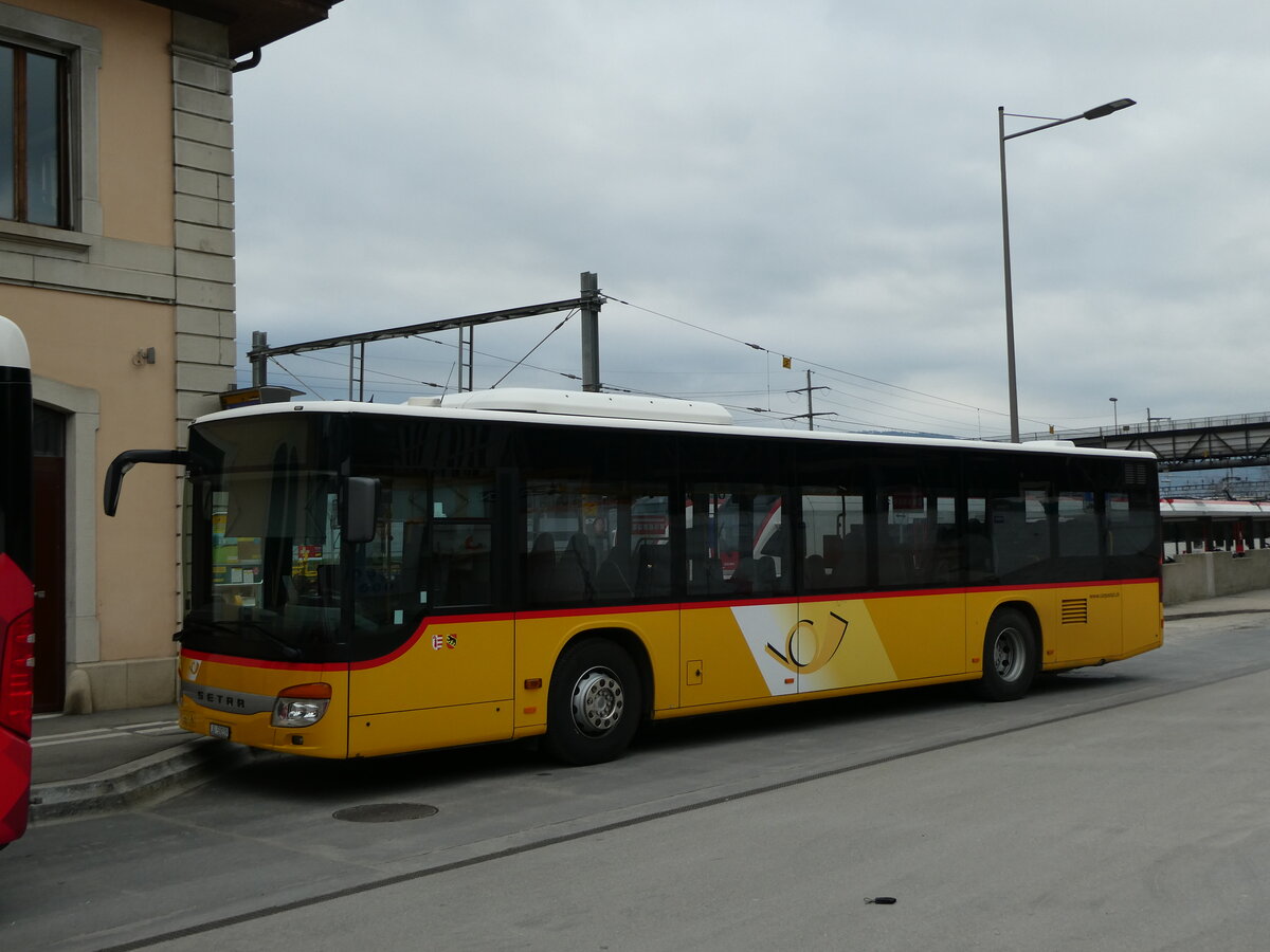 (230'590) - CarPostal Ouest - JU 59'239 - Setra (ex Nr. 23) am 13. November 2021 beim Bahnhof Del�mont