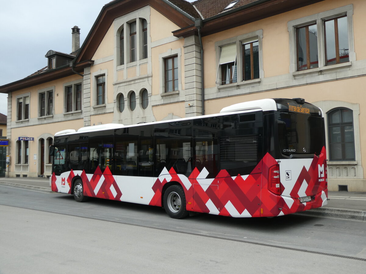(230'591) - CarPostal Ouest - JU 52'439 - Mercedes am 13. November 2021 beim Bahnhof Del�mont