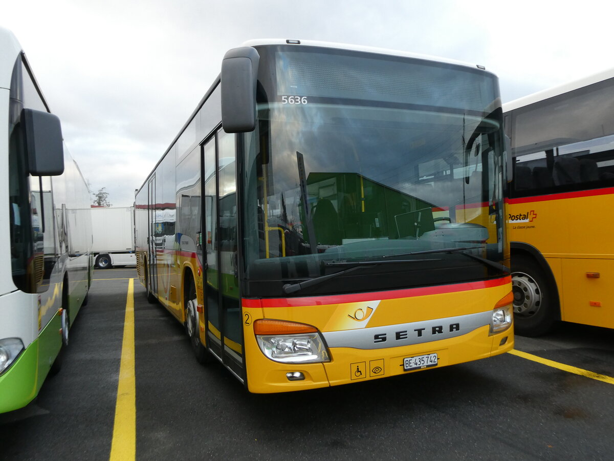 (230'722) - Fl�ck, Brienz - Nr. 2/BE 435'742 - Setra am 13. November 2021 in Kerzers, Interbus