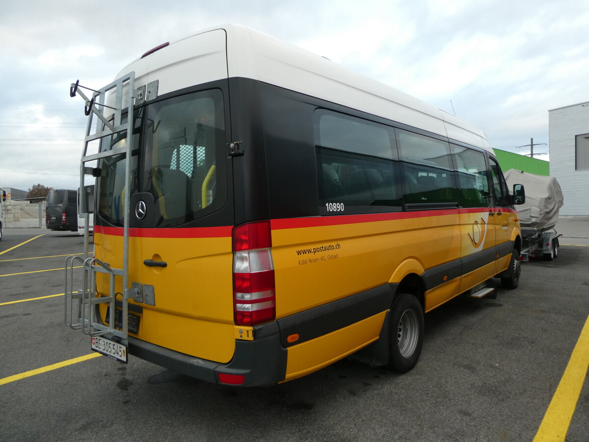 (230'736) - K�bli, Gstaad - BE 305'545 - Mercedes am 13. November 2021 in Kerzers, Interbus