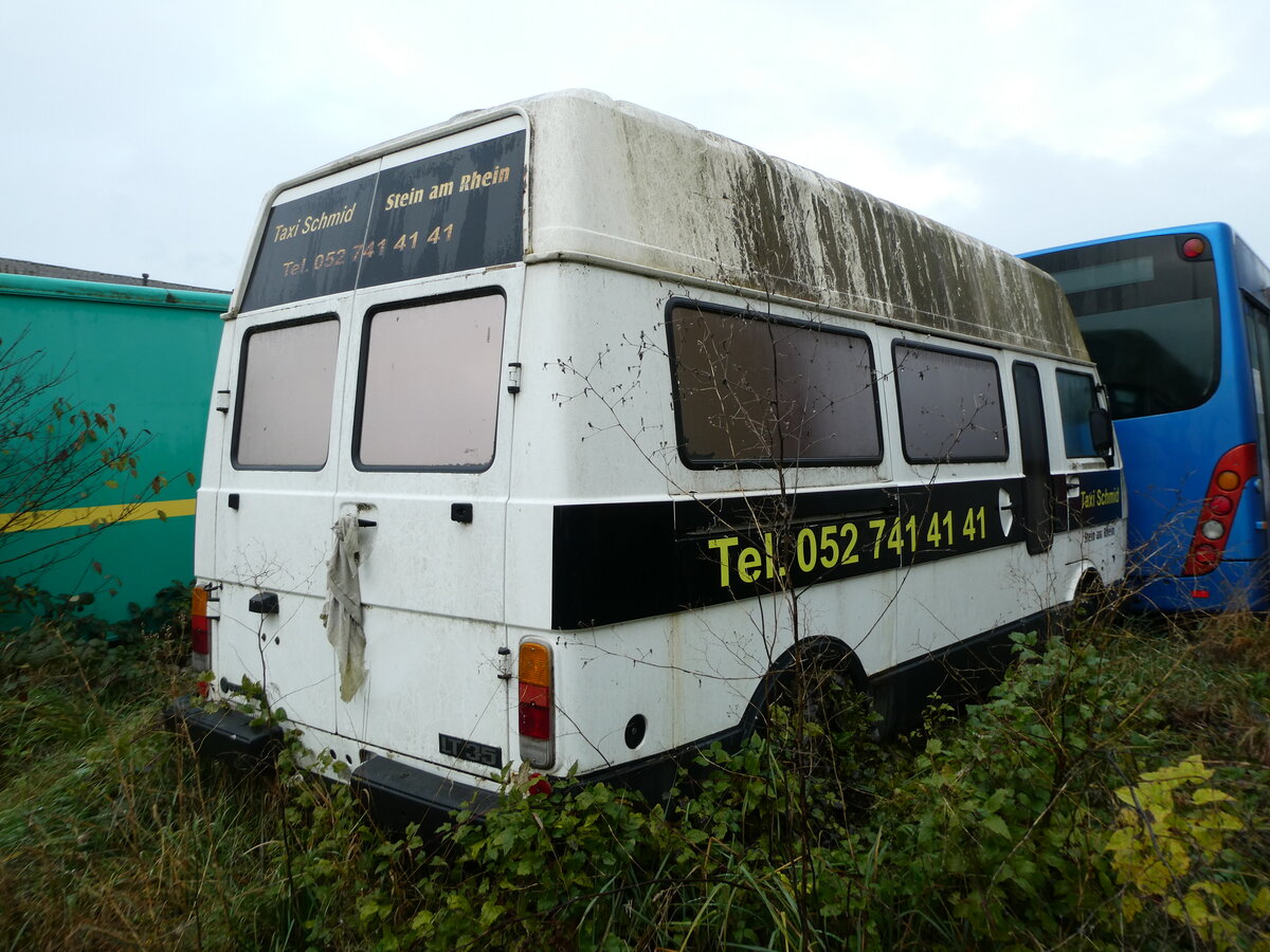(230'751) - Schmid, Stein am Rhein (R�trobus) - VW am 14. November 2021 in Faoug, Carrosserie Etter