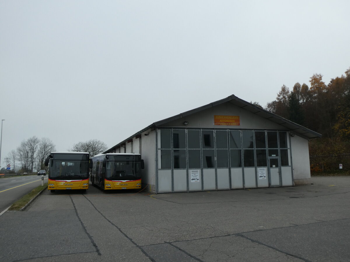 (230'858) - Lienert&Ehrler-Garage am 21. November 2021 in Pf�ffikon, Garage (noch beschriftet mit E. Schuler Autoreisen Feusisberg) 