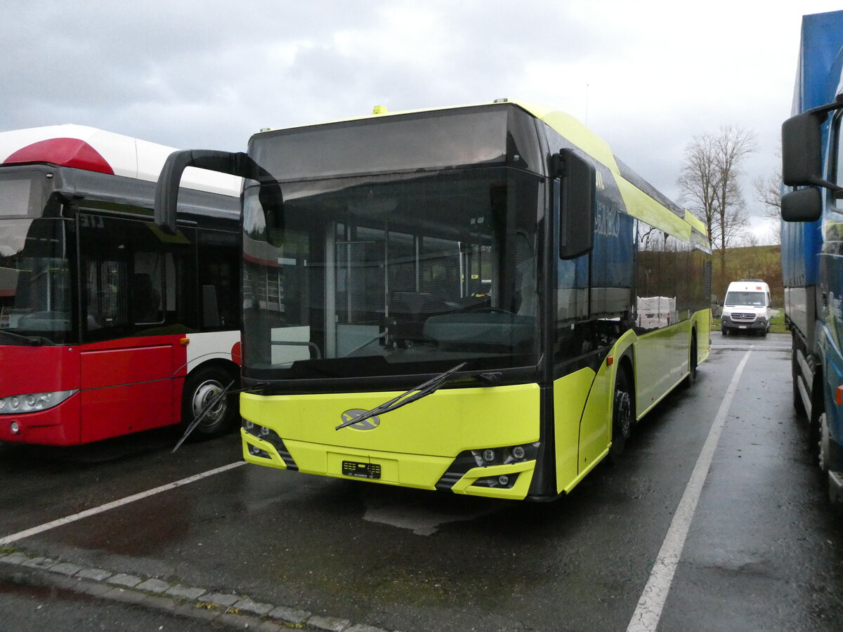 (230'975) - F�r Liechtenstein: BOS PS Anstalt, Vaduz - Nr. 527 - Solaris am 27. November 2021 in Ruswil, Garage ARAG