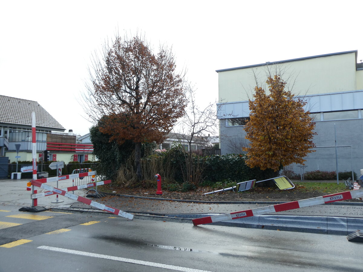(231'053) - STI-Haltestelle am 5. Dezember 2021 in Thun, Freiestrasse (w�hrend dem Umbau)