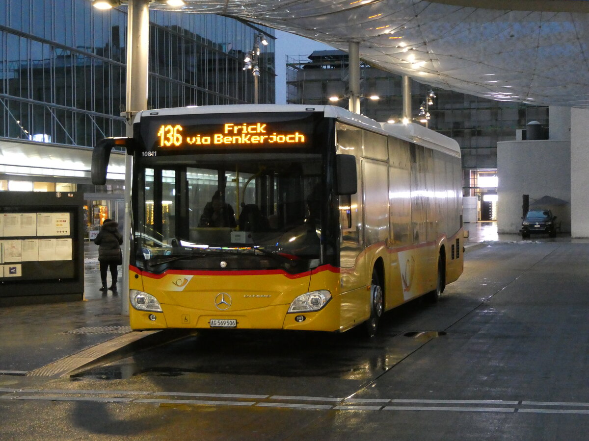 (231'126) - PostAuto Nordschweiz - AG 569'506 - Mercedes (ex Brem, W�lflinswil) am 11. Dezember 2021 beim Bahnhof Aarau