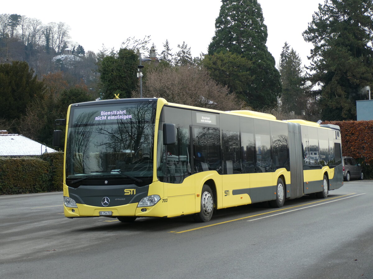 (231'232) - STI Thun - Nr. 703/BE 754'703 - Mercedes am 13. Dezember 2021 bei der Schiffl�ndte Thun
