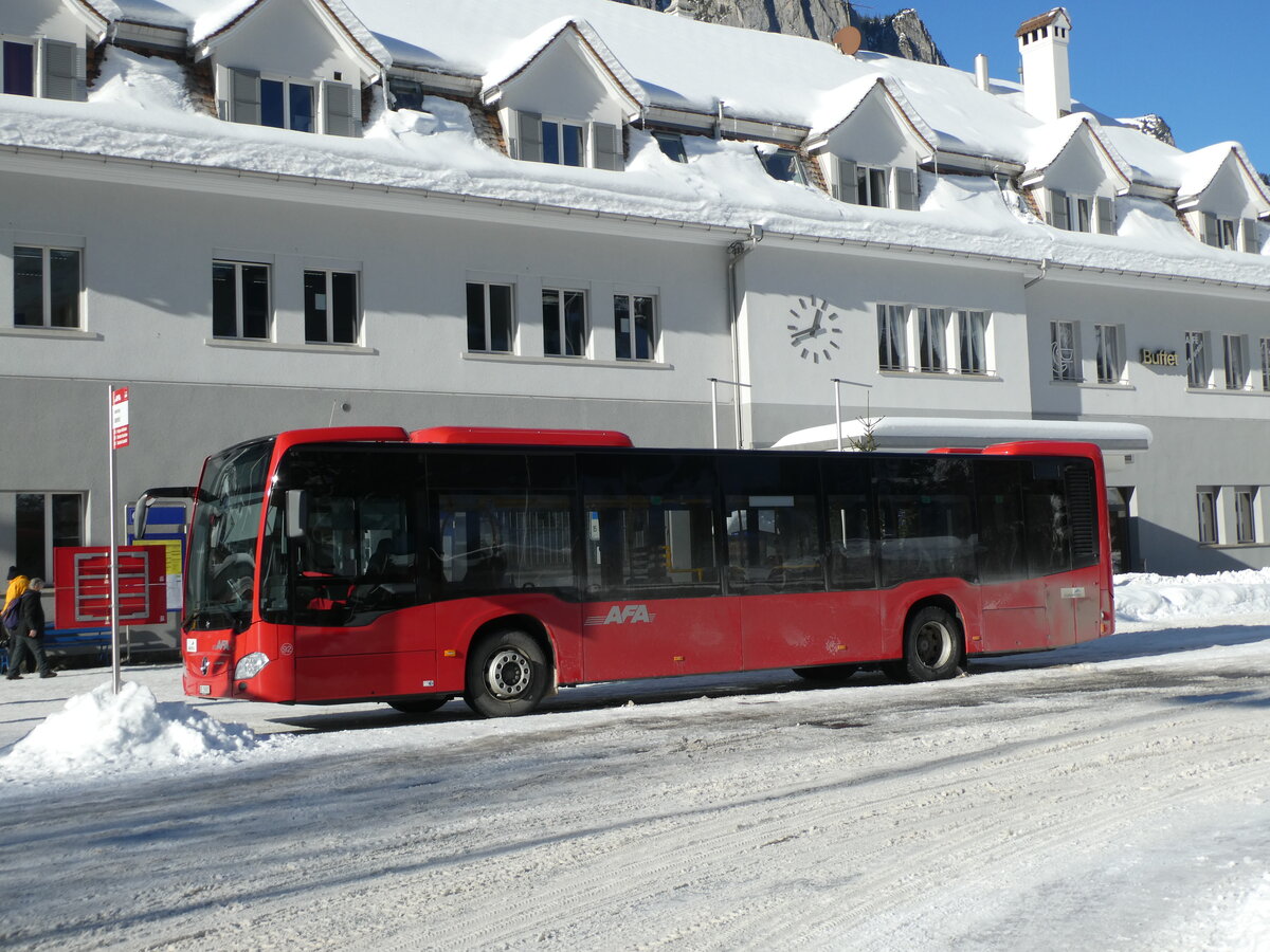 (231'371) - AFA Adelboden - Nr. 92/BE 19'692 - Mercedes am 16. Dezember 2021 beim Bahnhof Kandersteg