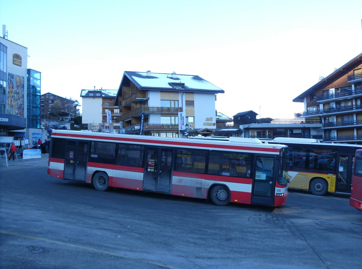 (231'638) - Lathion, Sion - Nr. 26/VS 478'999 - Scania/Hess (ex AAGS Schwyz Nr. 12) am 1. Januar 2022 in Haute-Nendaz, T�l�cabine
