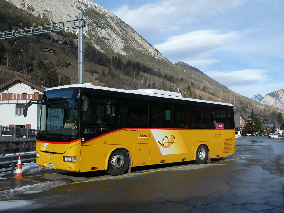 (231'716) - TMR Martigny - Nr. 137/VS 6612 - Irisbus am 2. Januar 2022 in Orsi�res, Garage