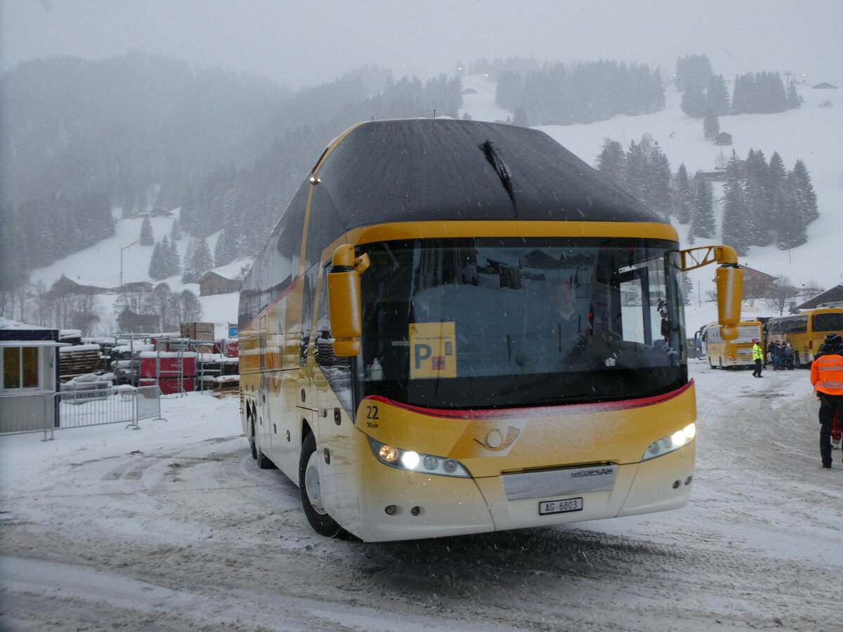 (231'797) - Tschannen, Zofingen - Nr. 22/AG 6803 - Neoplan (ex PostAuto Graub�nden) am 9. Januar 2022 in Adelboden, Weltcup