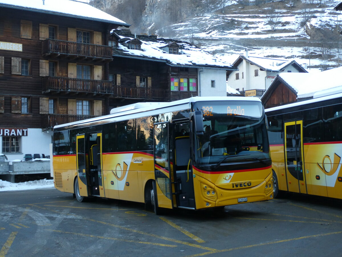 (232'174) - PostAuto Wallis - VS 355'169 - Iveco am 21. Januar 2022 in Les Haud�res, Centre