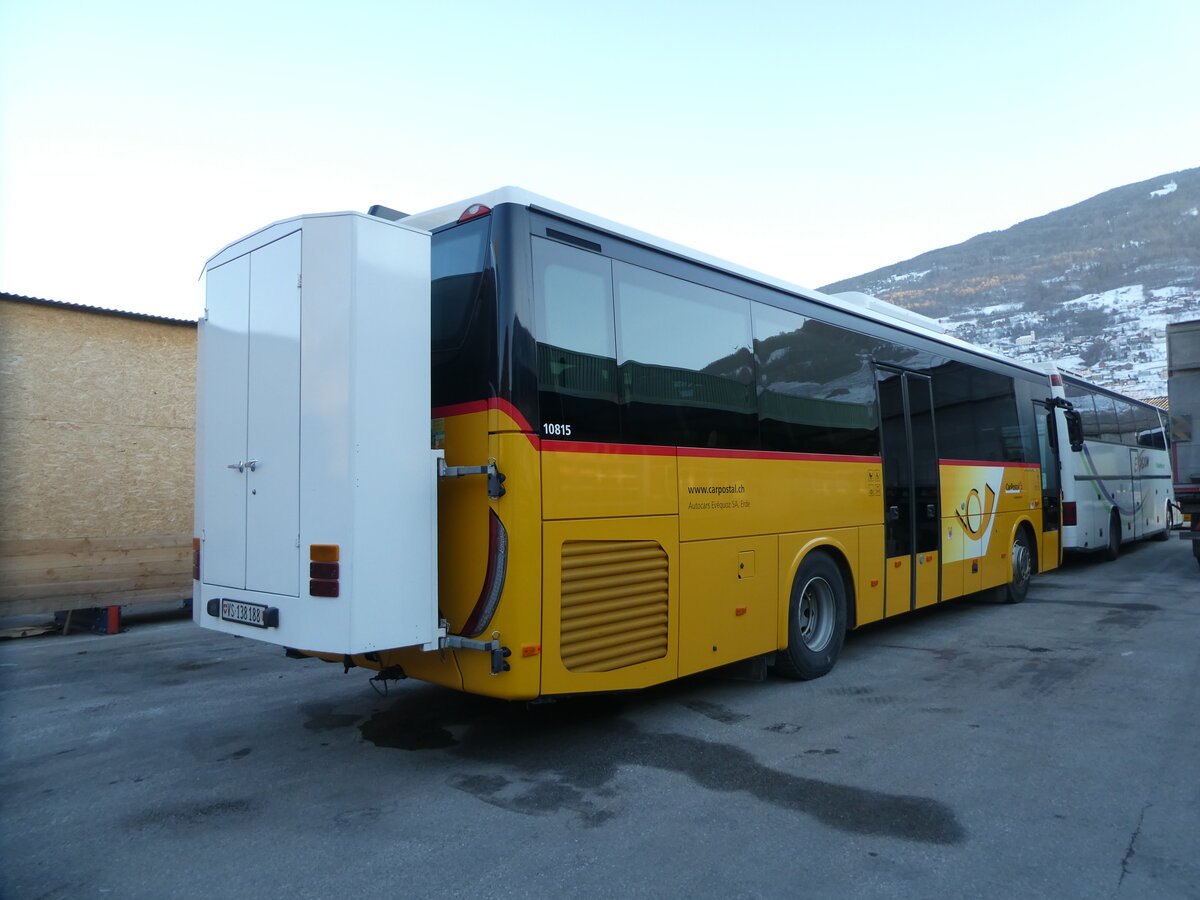 (232'396) - Ev�quoz, Erde - VS 138'188 - Iveco am 23. Januar 2022 in Sion, Iveco