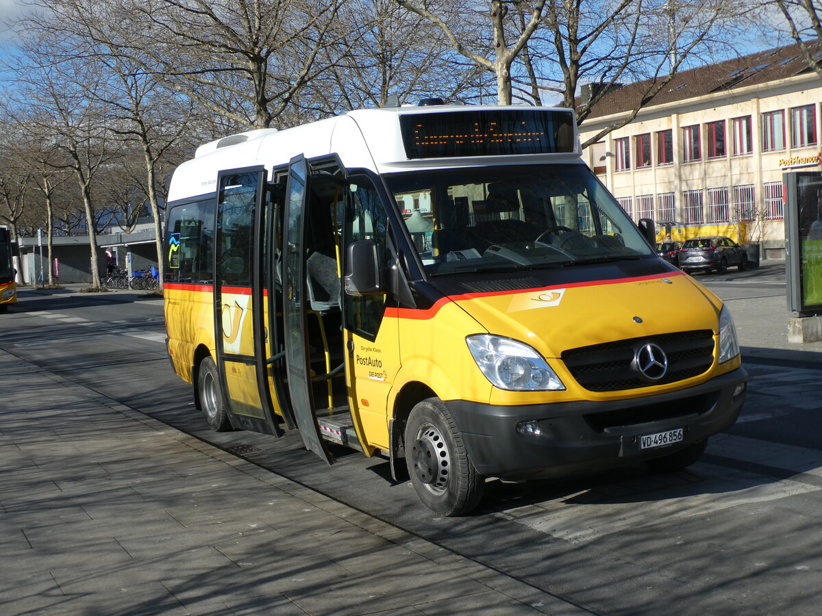 (232'542) - CarPostal Ouest - VD 496'856 - Mercedes (ex PostAuto Nordschweiz; ex V�gelin, Langenbruck) am 30. Januar 2022 beim Bahnhof Yverdon