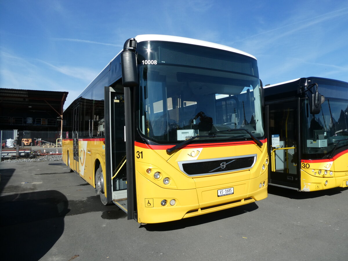 (232'778) - MOB Montreux - Nr. 31/VS 1685 - Volvo (ex Vorf�hrfahrzeug) am 12. Februar 2022 in Collombey, Garage TPC