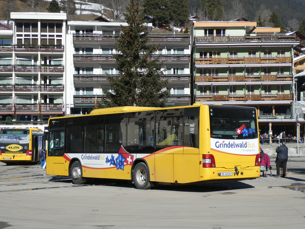 (232'836) - Grindelwaldbus, Grindelwald - Nr. 20/BE 349'361 - MAN/G�ppel am 13. Februar 2022 beim Bahnhof Grindelwald