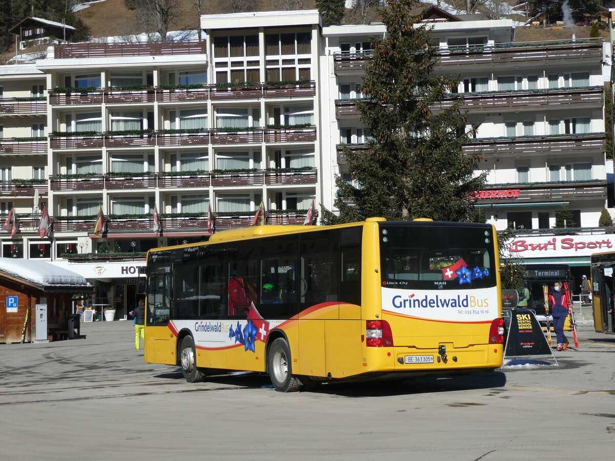 (232'837) - Grindelwaldbus, Grindelwald - Nr. 19/BE 363'305 - MAN/G�ppel am 13. Februar 2022 beim Bahnhof Grindelwald