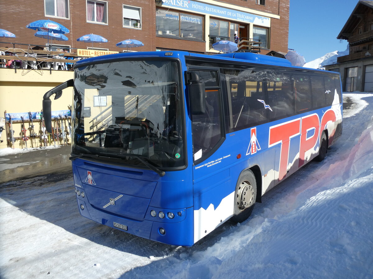 (233'204) - Nicolas, Val-d'Illiez - VS 167'013 - Volvo am 26. Februar 2022 in Les Crosets, T�l�cabine