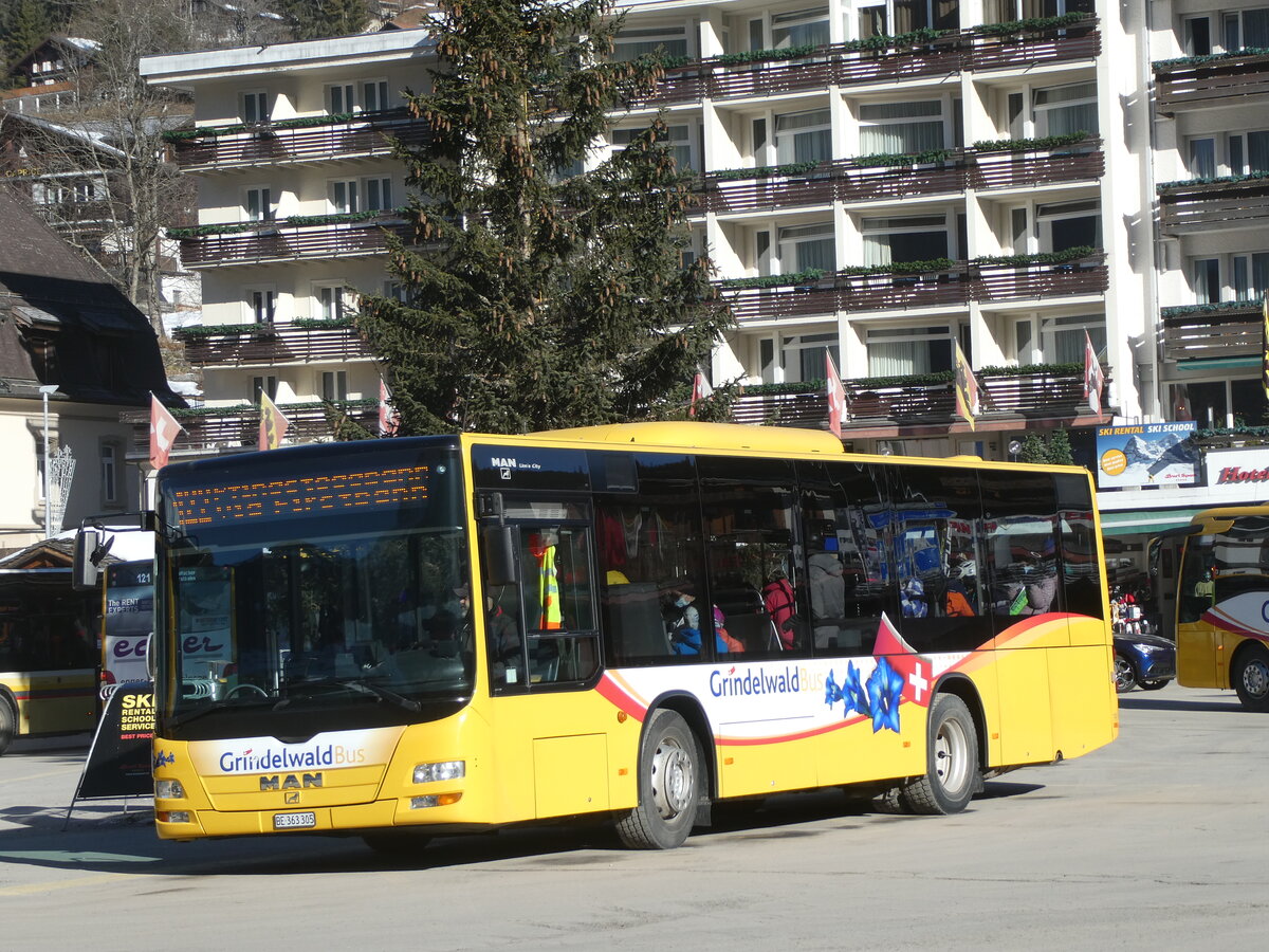 (233'238) - Grindelwaldbus, Grindelwald - Nr. 19/BE 363'305 - MAN/G�ppel am 27. Februar 2022 beim Bahnhof Grindelwald