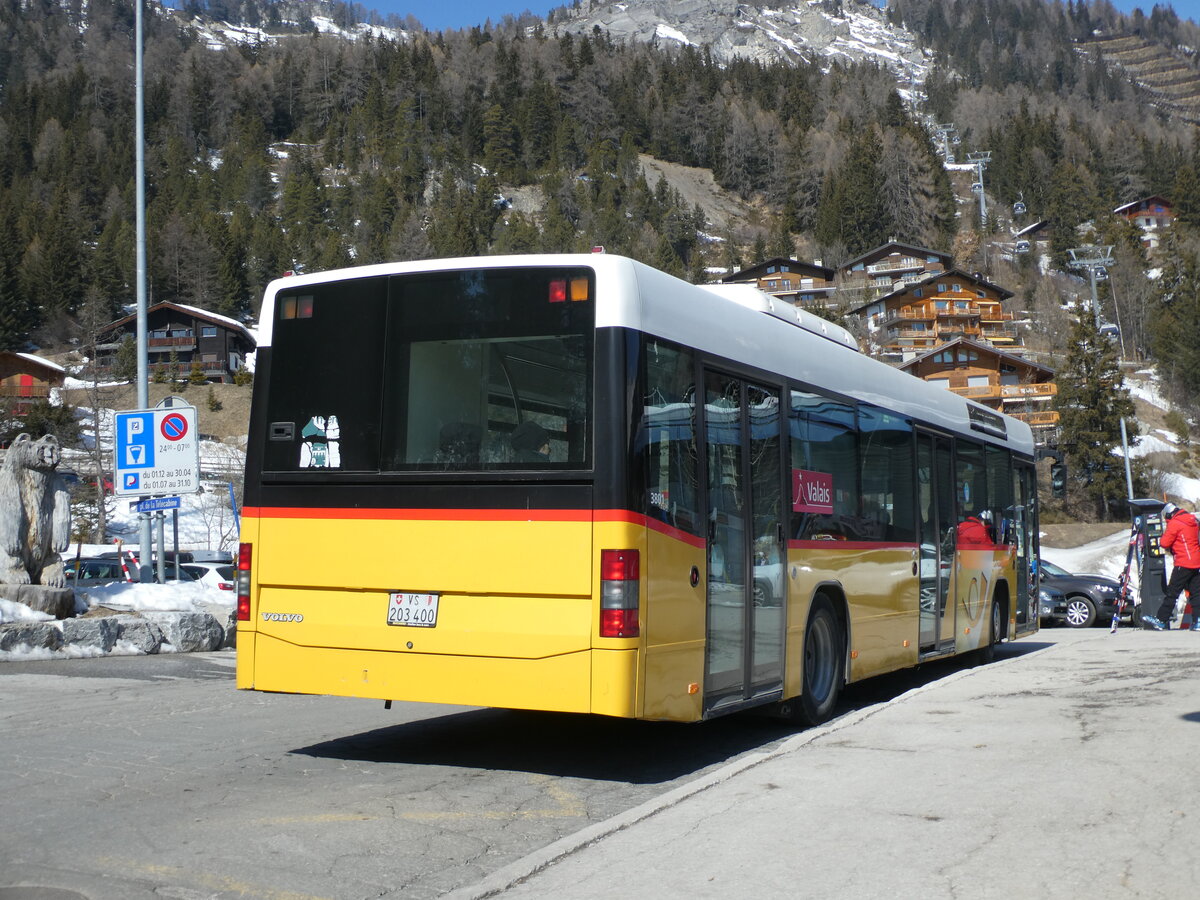 (233'412) - Buchard, Leytron - VS 203'400 - Volvo (ex SAPJV, L'Isle Nr. 30) am 7. M�rz 2022 in Anz�re, T�l�cabine