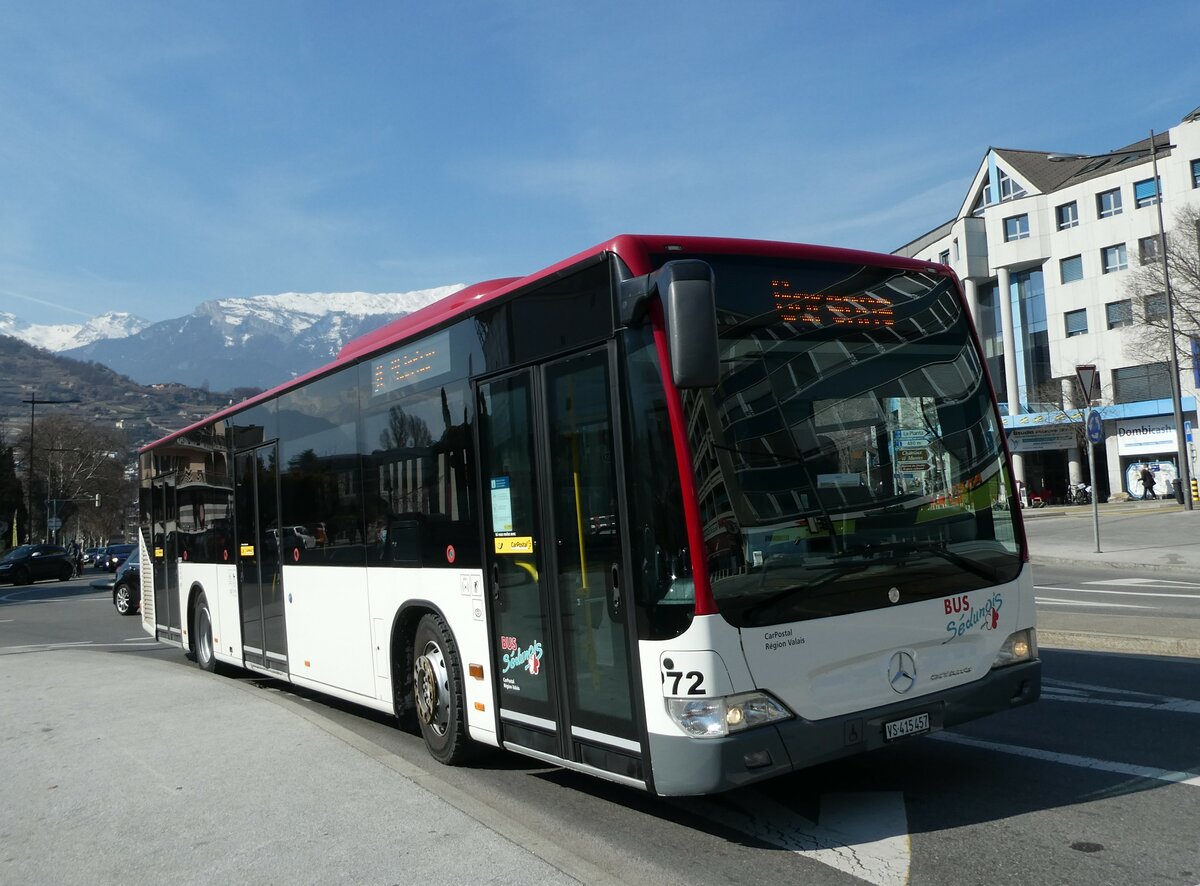 (233'447) - PostAuto Wallis - Nr. 72/VS 415'457 - Mercedes (ex Lathion, Sion Nr. 72) am 7. M�rz 2022 beim Bahnhof Sion