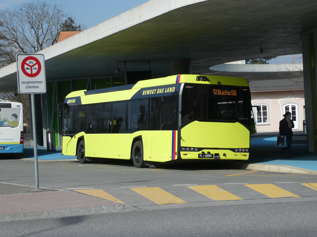 (233'531) - BOS PS anstalt, Vaduz - Nr. 516/FL 40'201 - Solaris am 8. M�rz 2022 beim Bahnhof Schaan
