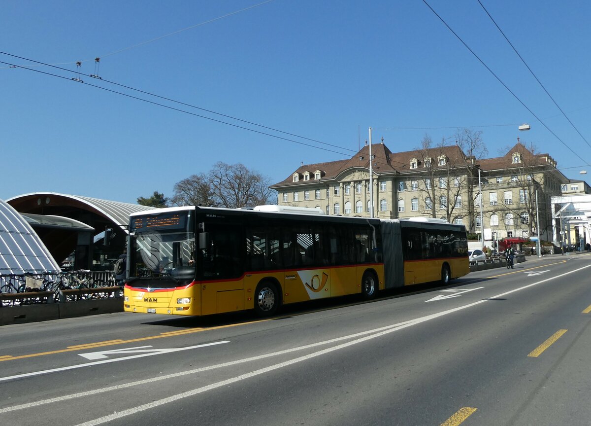 (233'591) - PostAuto Bern - Nr. 10'537/BE 827'668 - MAN (ex Nr. 668) am 9. M�rz 2022 in Bern, Schanzenstrasse