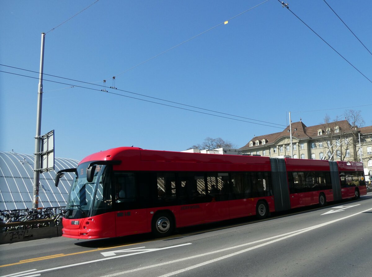 (233'593) - Bernmobil, Bern - Nr. 41 - Hess/Hess Doppelgelenktrolleybus am 9. M�rz 2022 in Bern, Schanzenstrasse