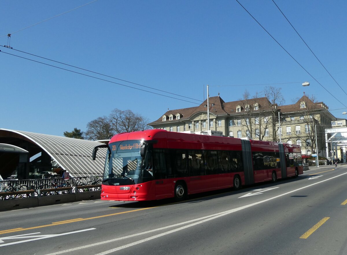 (233'596) - Bernmobil, Bern - Nr. 50 - Hess/Hess Doppelgelenktrolleybus am 9. M�rz 2022 in Bern, Schanzenstrasse