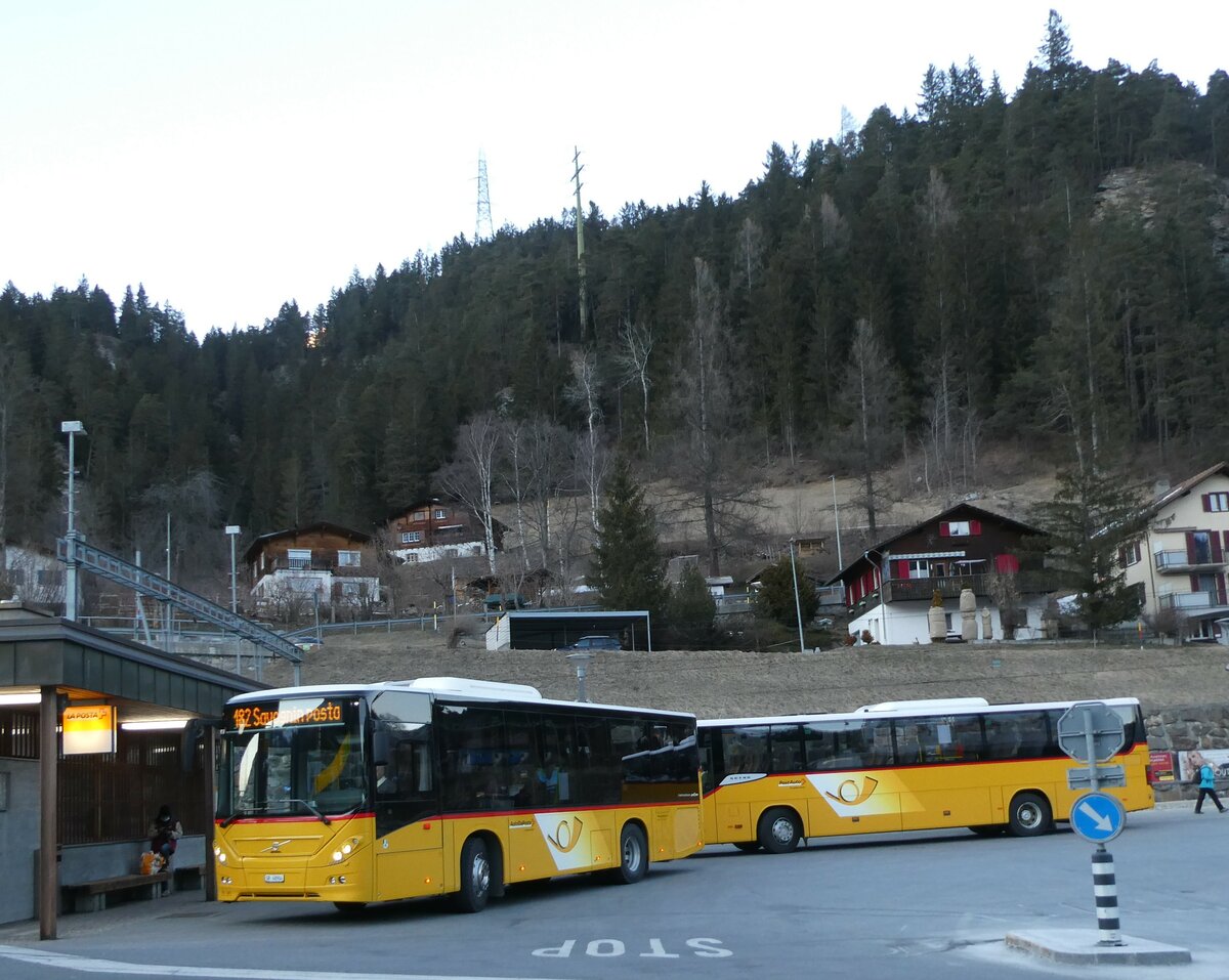 (233'637) - Reptrans, Salouf - GR 48'904 - Volvo am 9. M�rz 2022 beim Bahnhof Tiefencastel