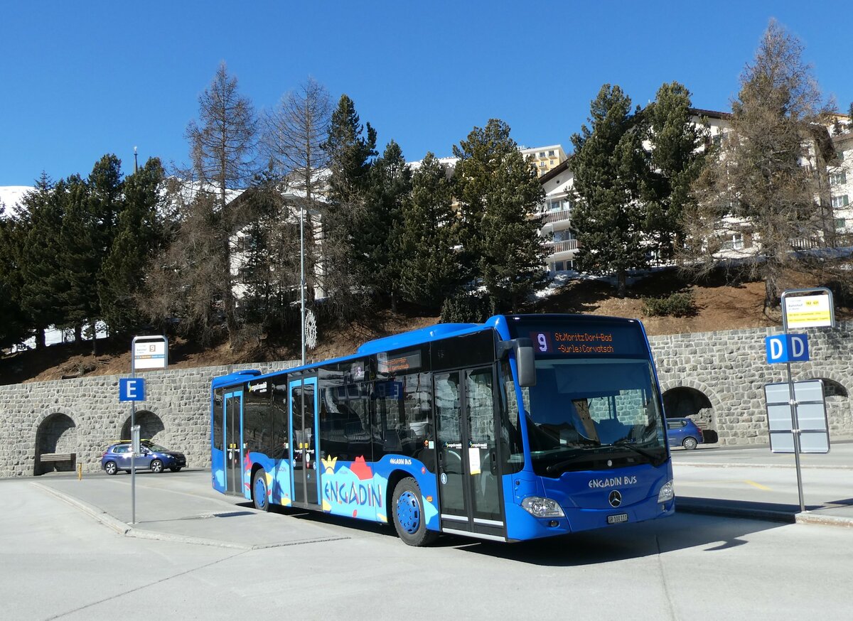 (233'684) - Engadin Bus, St. Moritz - Nr. 111/GR 100'111 - Mercedes am 10. M�rz 2022 beim Bahnhof St. Moritz