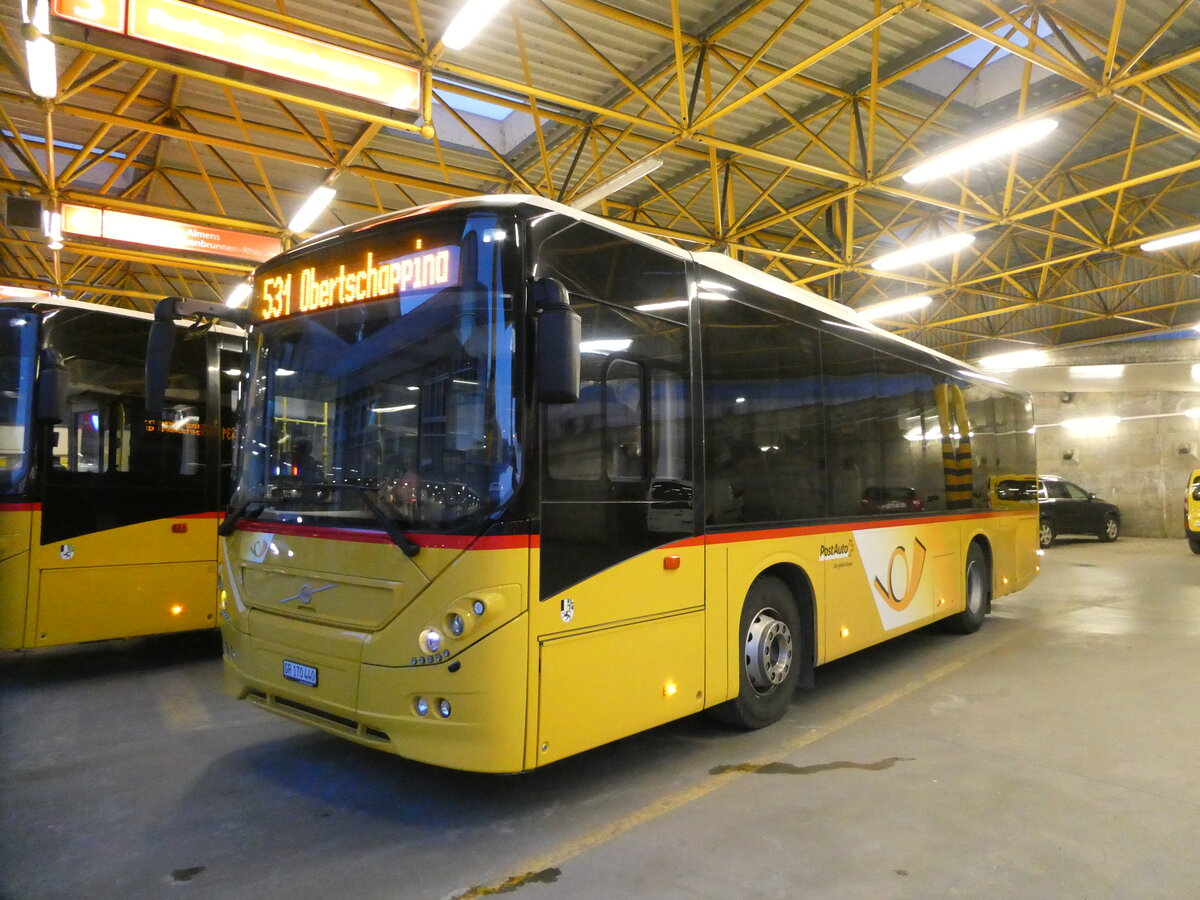 (233'733) - PostAuto Graub�nden - GR 170'440 - Volvo am 10. M�rz 2022 in Thusis, Postautostation