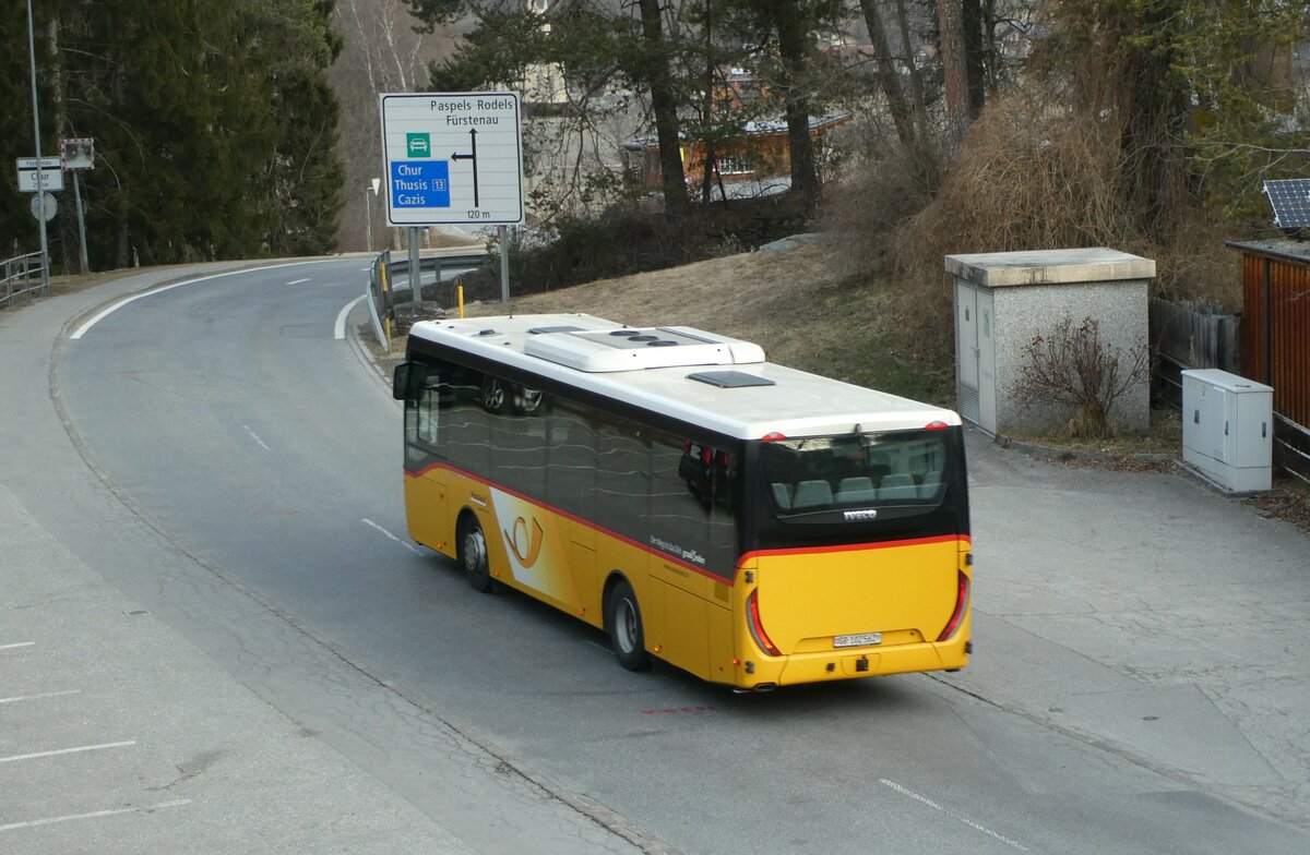 (233'735) - PostAuto Graub�nden - GR 102'562 - Iveco am 11. M�rz 2022 in F�rstenaubruck