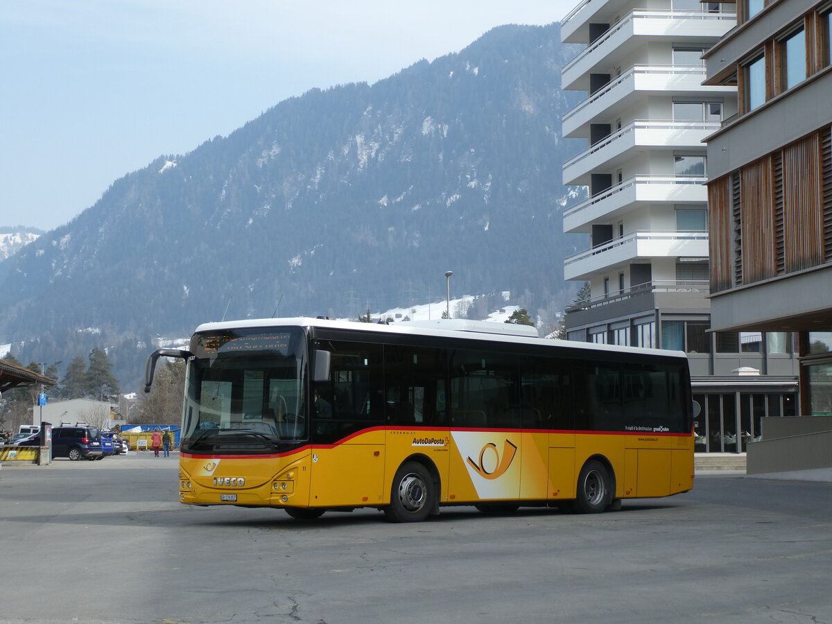 (233'800) - PostAuto Graub�nden - Nr. 11/GR 176'057 - Iveco (ex Fontana, Ilanz Nr. 11) am 11. M�rz 2022 beim Bahnhof Ilanz