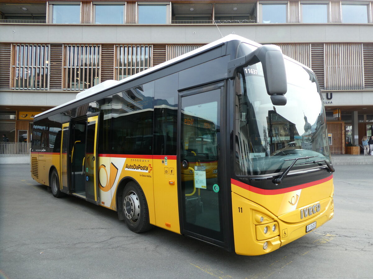 (233'811) - PostAuto Graub�nden - Nr. 11/GR 176'057 - Iveco (ex Fontana, Ilanz Nr. 11) am 11. M�rz 2022 beim Bahnhof Ilanz